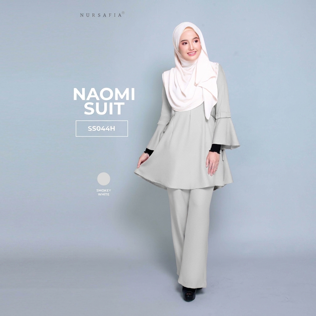 naomi smokey white